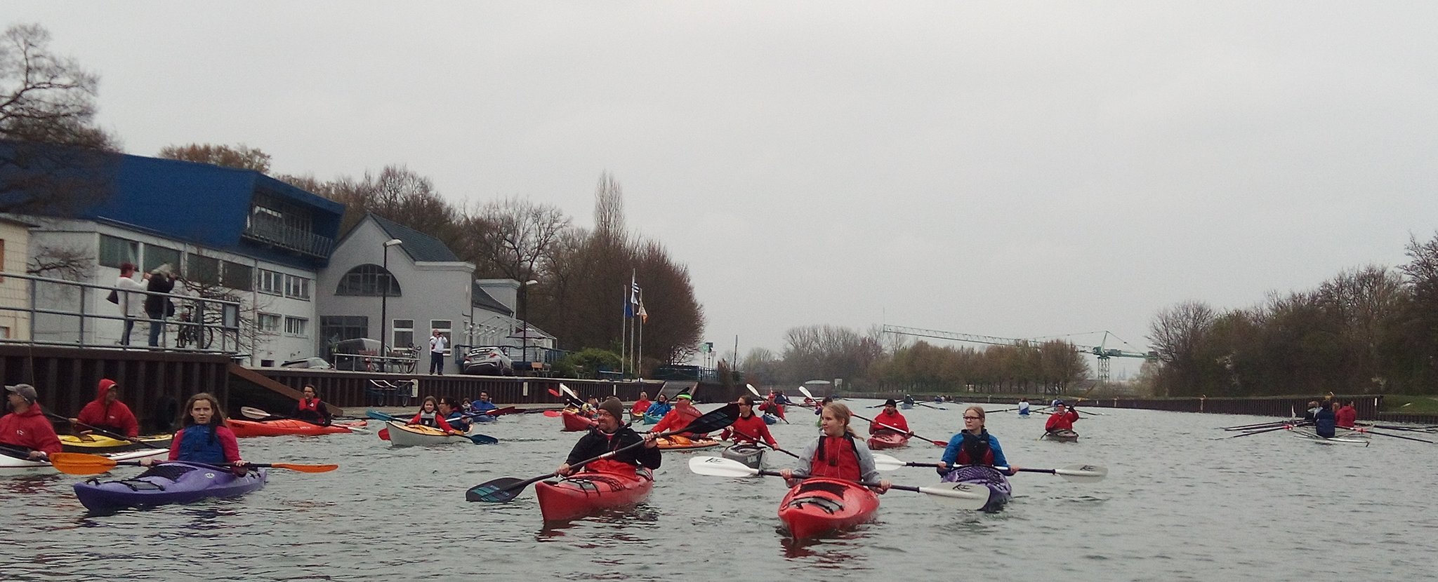 Kanu und Saison "Leinen los" am DortmundEmsKanal DortmundNord