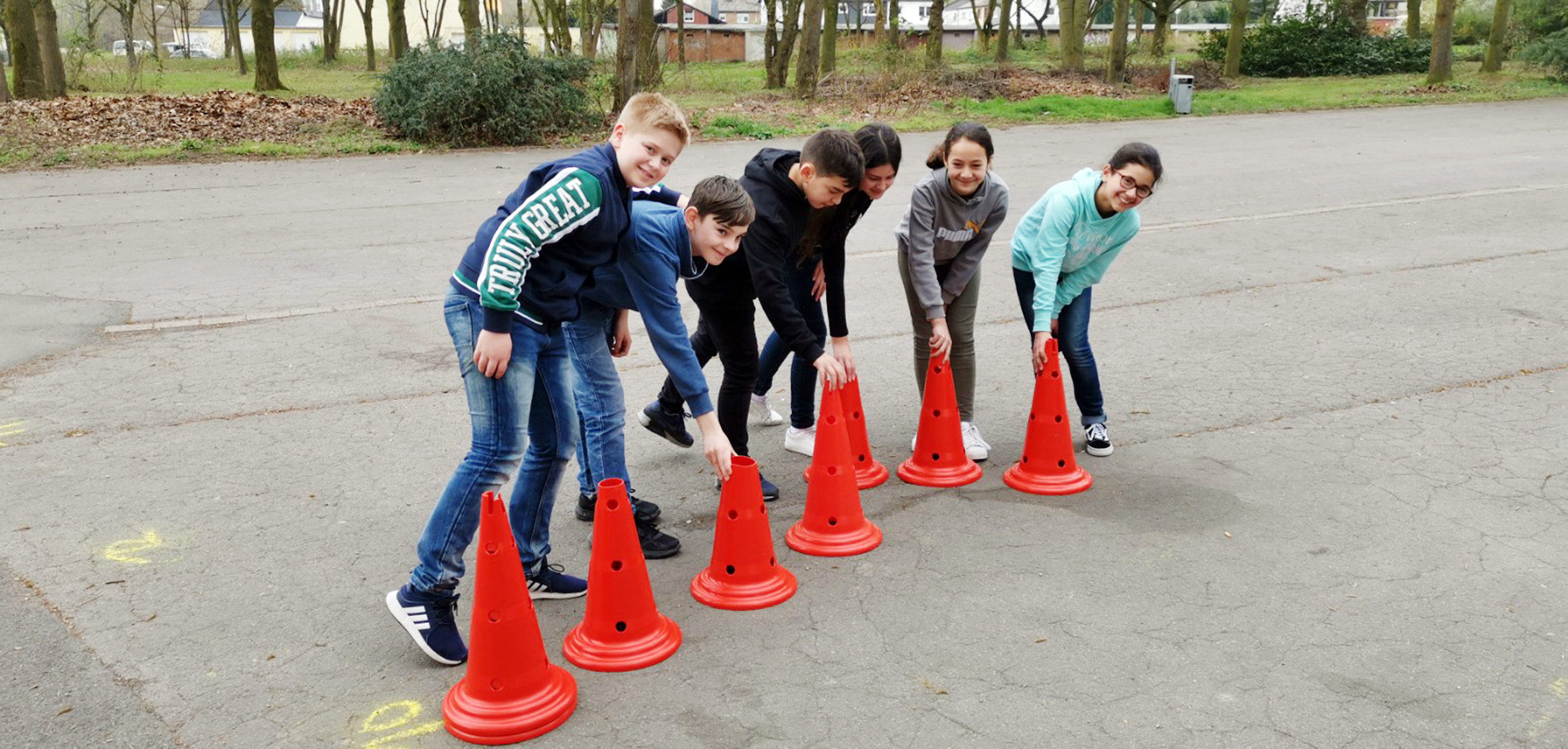Ein "Hütchenspiel" der besonderen Art war's auch für die Fünftklässler der Albert-Einstein-Realschule