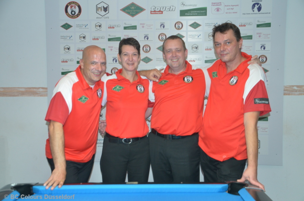 Die 3. Mannschaft des BC Colours Düsseldorf:
Carsten Sliwka, Michaela Schorn, Michael Stahl und Michael Knirim