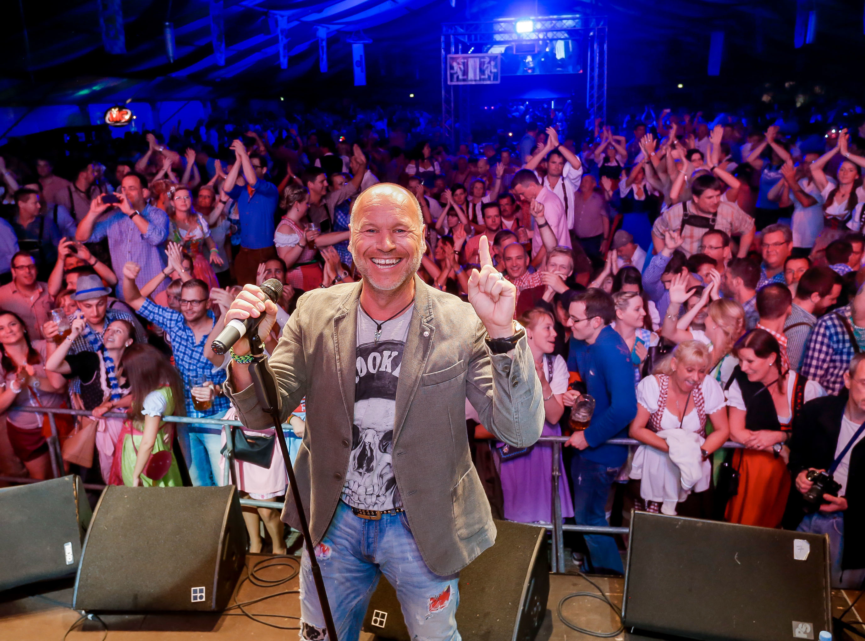 Olaf Henning rockt wieder das Oktoberfestzelt in Dortmund - garantiert!