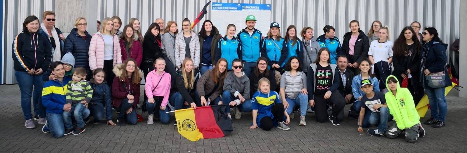 Ausflug zum Länderspiel der Damennationalmannschaft.