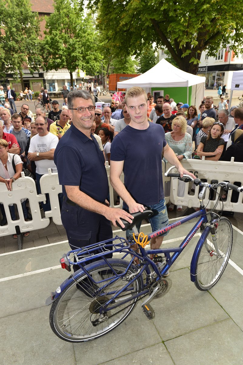 Fahrräder gehören natürlich wieder zum Angebot, wenn am Samstag, 13. April, auf dem Platz hinter dem Alten Rathaus (zwischen Rathaustreppe und Sparkassengebäude) nicht abgeholte Fundsachen meistbietend versteigert werden.