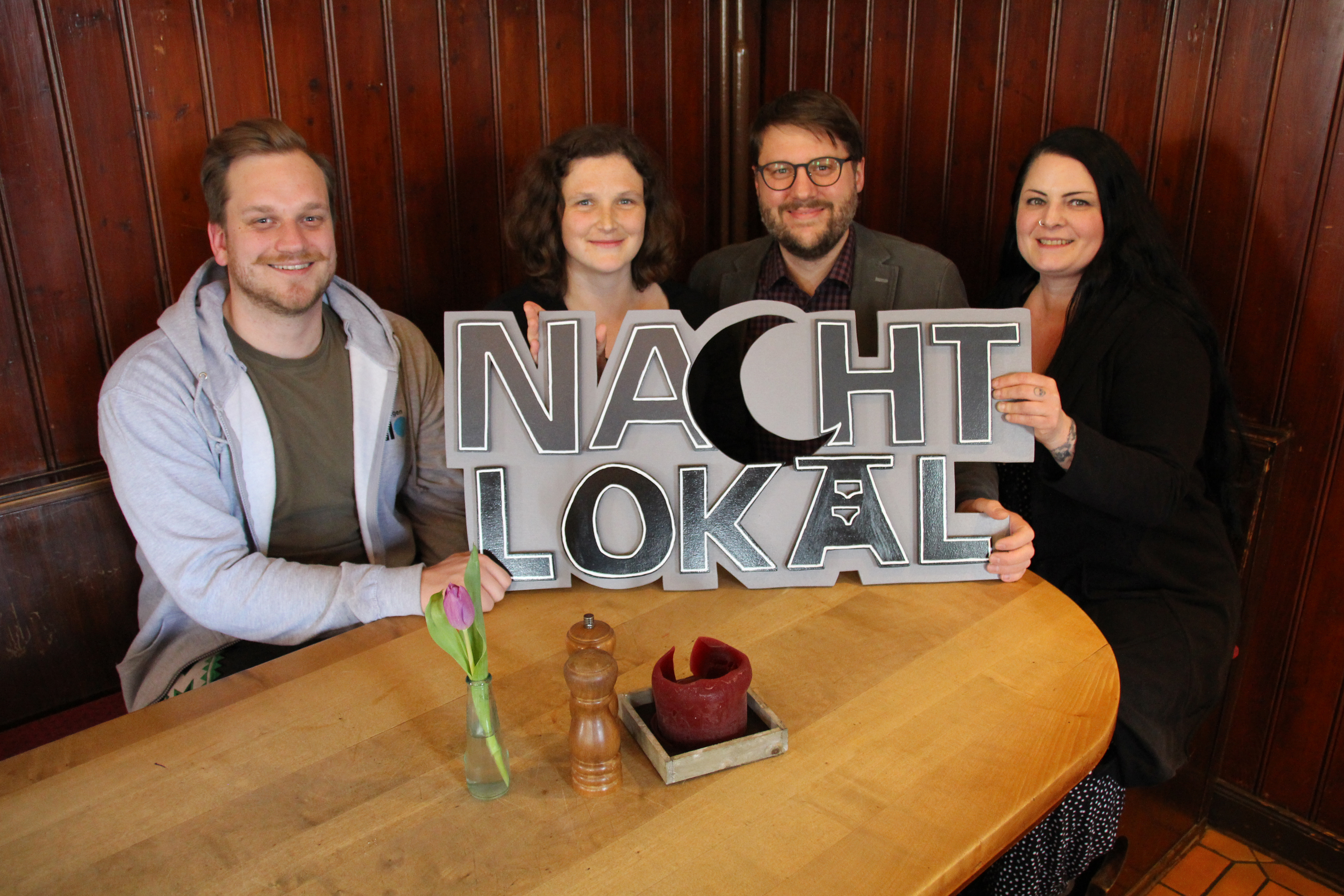 Nils Müller, Steff Hasler, Kevin Runau und Janine Neuhaus (v.l.) freuen sich auf den 4. Mai. Foto: ST