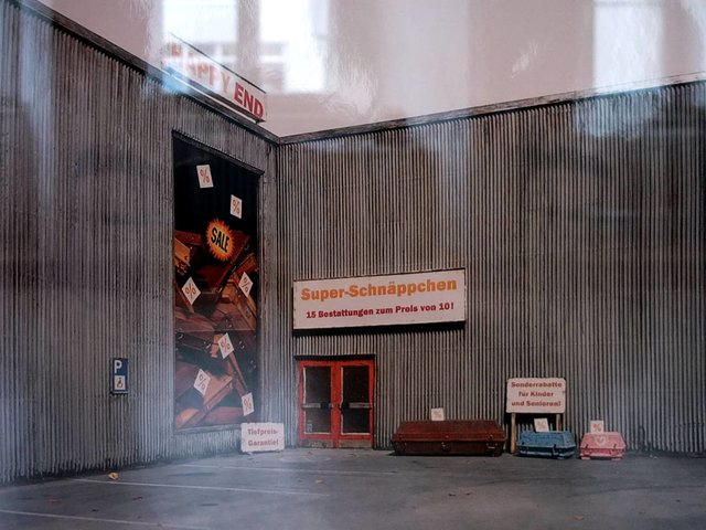 Frank Kunert - Bestattungsdiscounter, 2014