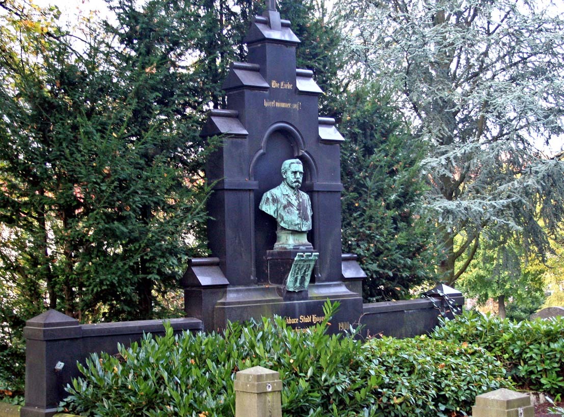 Das Grabmal von August Prentzel