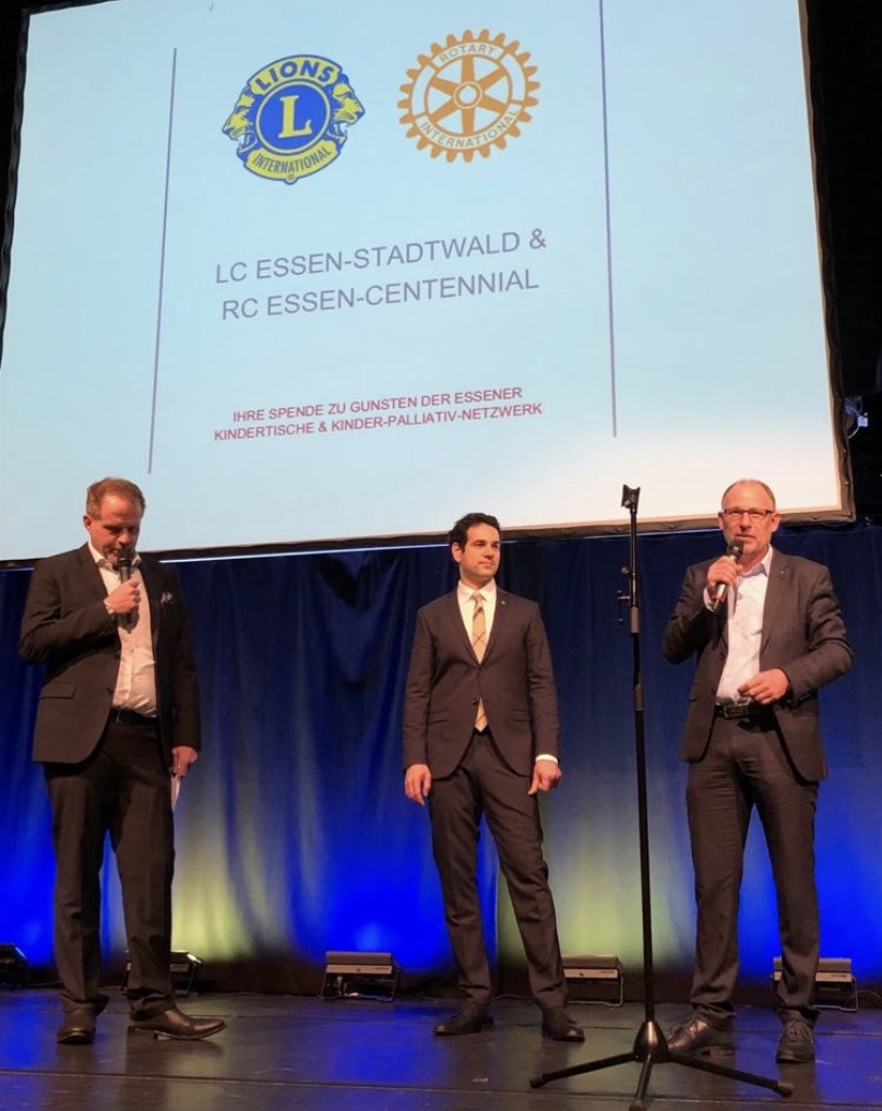 Björn Schüngel, Radio Essen - Ferdi Arrich, Lions-Club Essen Stadtwald - Gerd Hamme, Essener Rotary-Club Centennial (von links nach rechts).