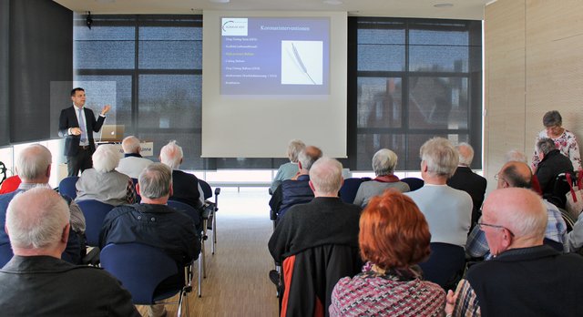 Foto © Jürgen Thoms - Aus der Serie: Prof. Dr. med. Frank Weidemann war Gast im Parkinson Forum Unna e.V.