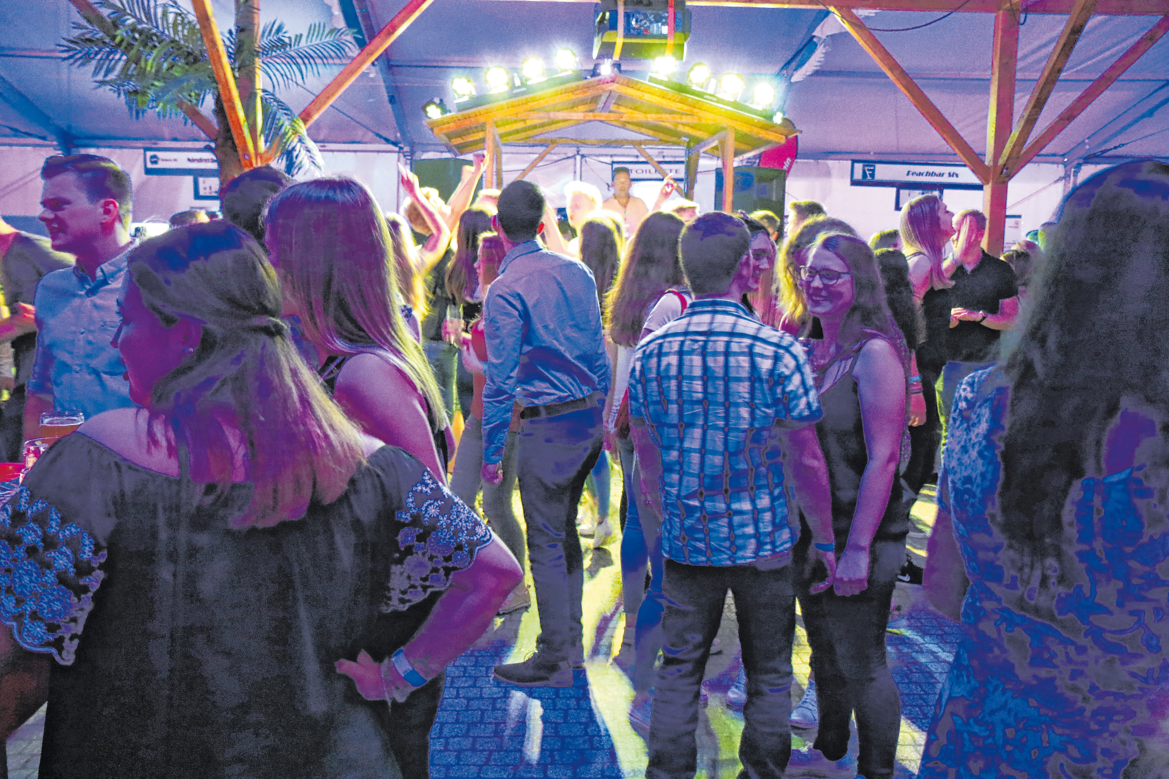 Nach der gelungenen Premiere feiern die Bürgerschützen Menzelenerheide mit ihren Gästen erneut ein rauschendes Bierfest. Ob harte Beats oder sanfte Schlager - auch die musikalischen Bandbreite lässt kaum Wünsche offen.