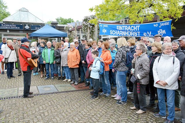 Start und Ziel sind wie im vergangenen Jahr auf dem gemeinsamen Kirchplatz von katholischer Franziskus-Gemeinde und evangelischem Schalom-Gemeindebezirk an der Gleiwitzstraße.