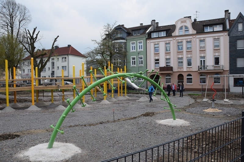 Auf diesem Spielplatz werden Kinder mit und ohne Einschränkungen in wenigen Wochen zusammen spielen.