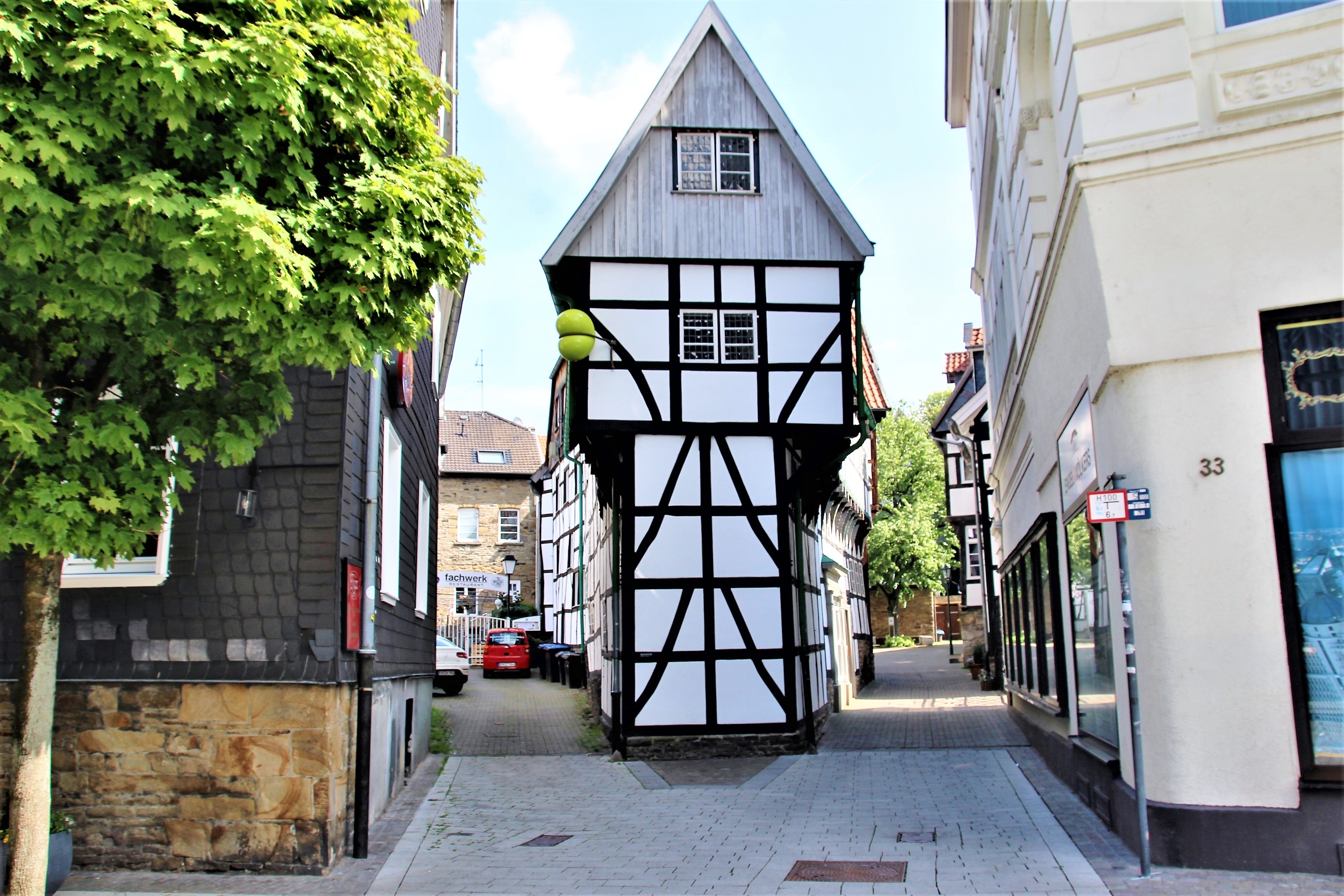 Das über die Stadtgrenzen hinaus bekannte Bügeleisenhaus beherbergt das Museum des Heimatvereins Hattingen/Ruhr e.V.