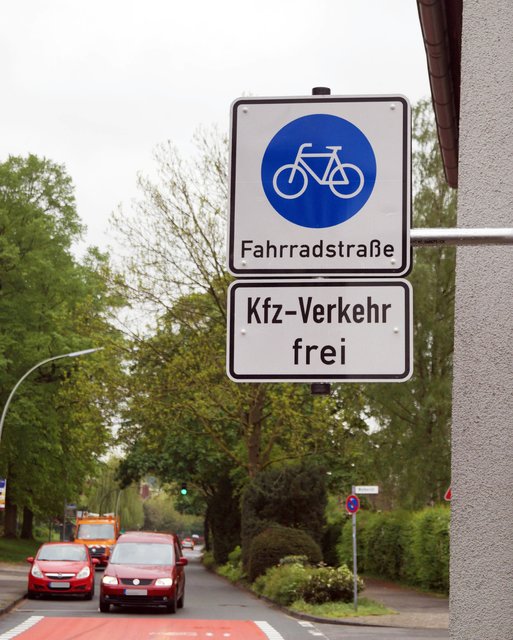 Die Waltroper Straße ist die erste Fahrradstraße in Selm.