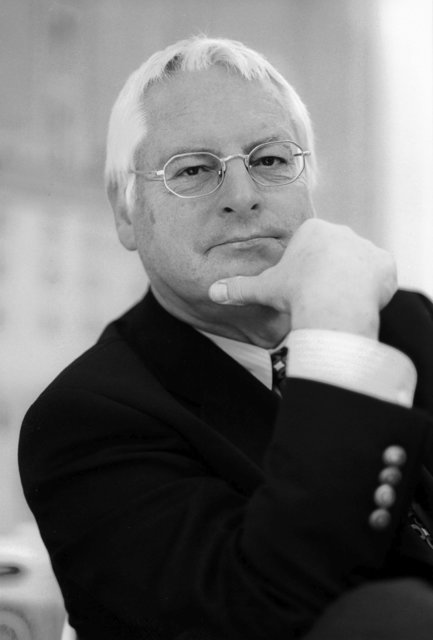 Prof. Dr. Klaus Bußmann.