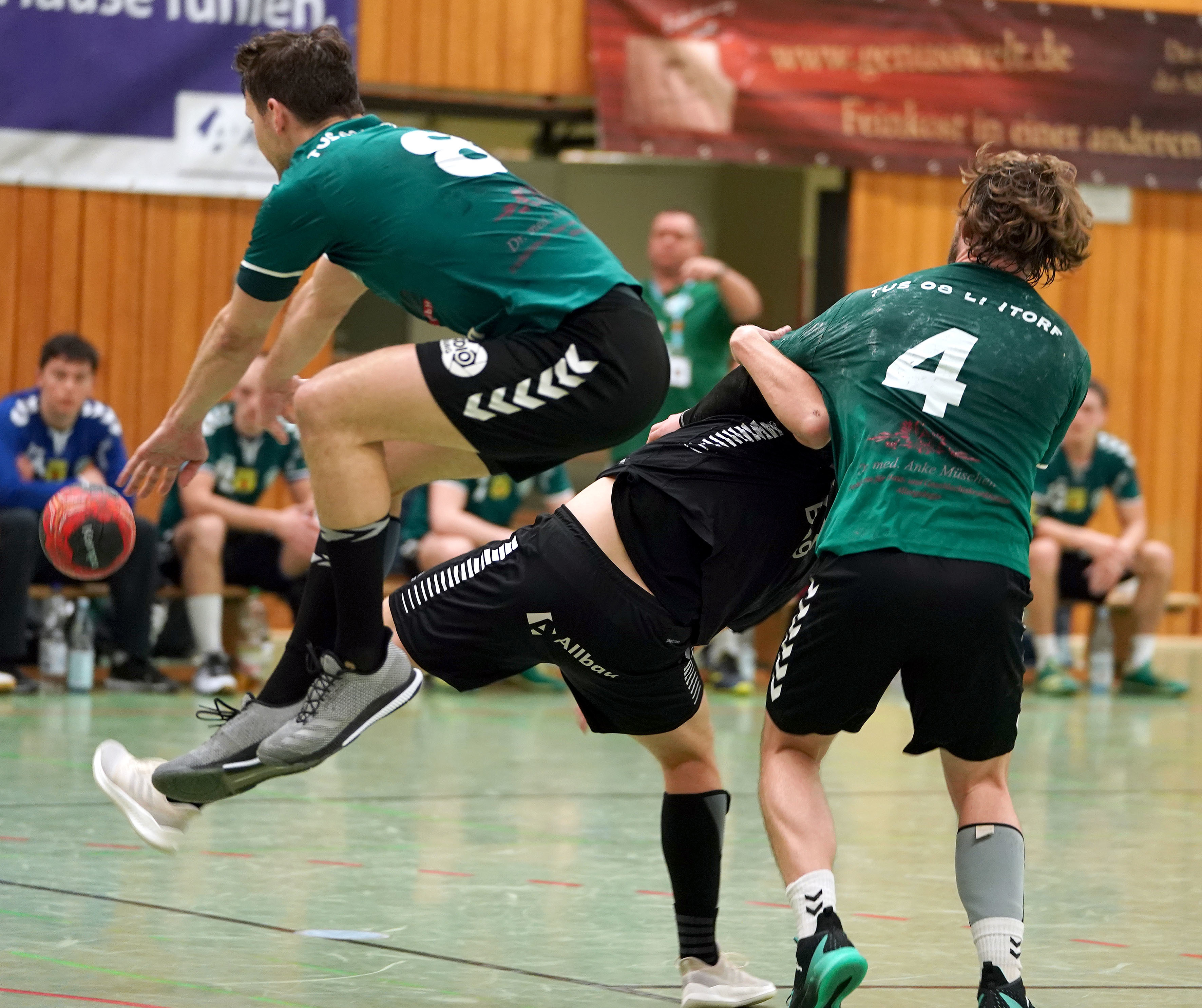 Eine unterhaltsame Partie boten die Verbandsligisten.
Foto: Gohl