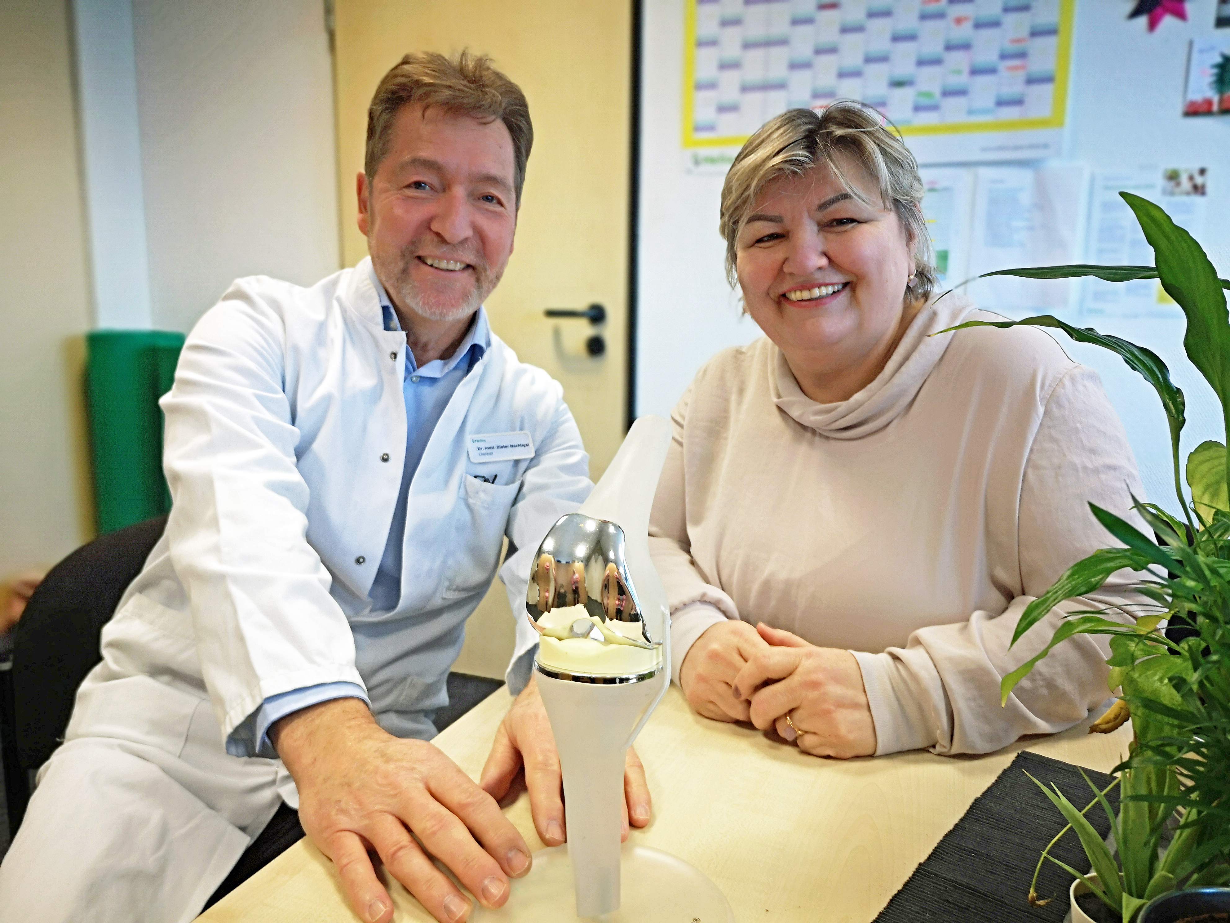 Nach einer umfassenden Diagnose riet Dr. med. Dieter Nachtigal Draga Dinkelmann zu zwei Knieprothesen.