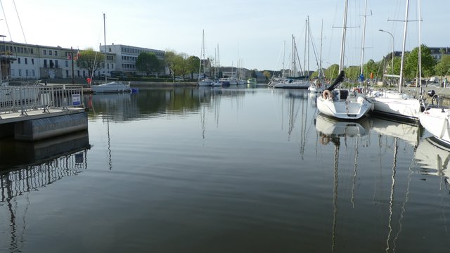 Der Sporthafen von Vannes