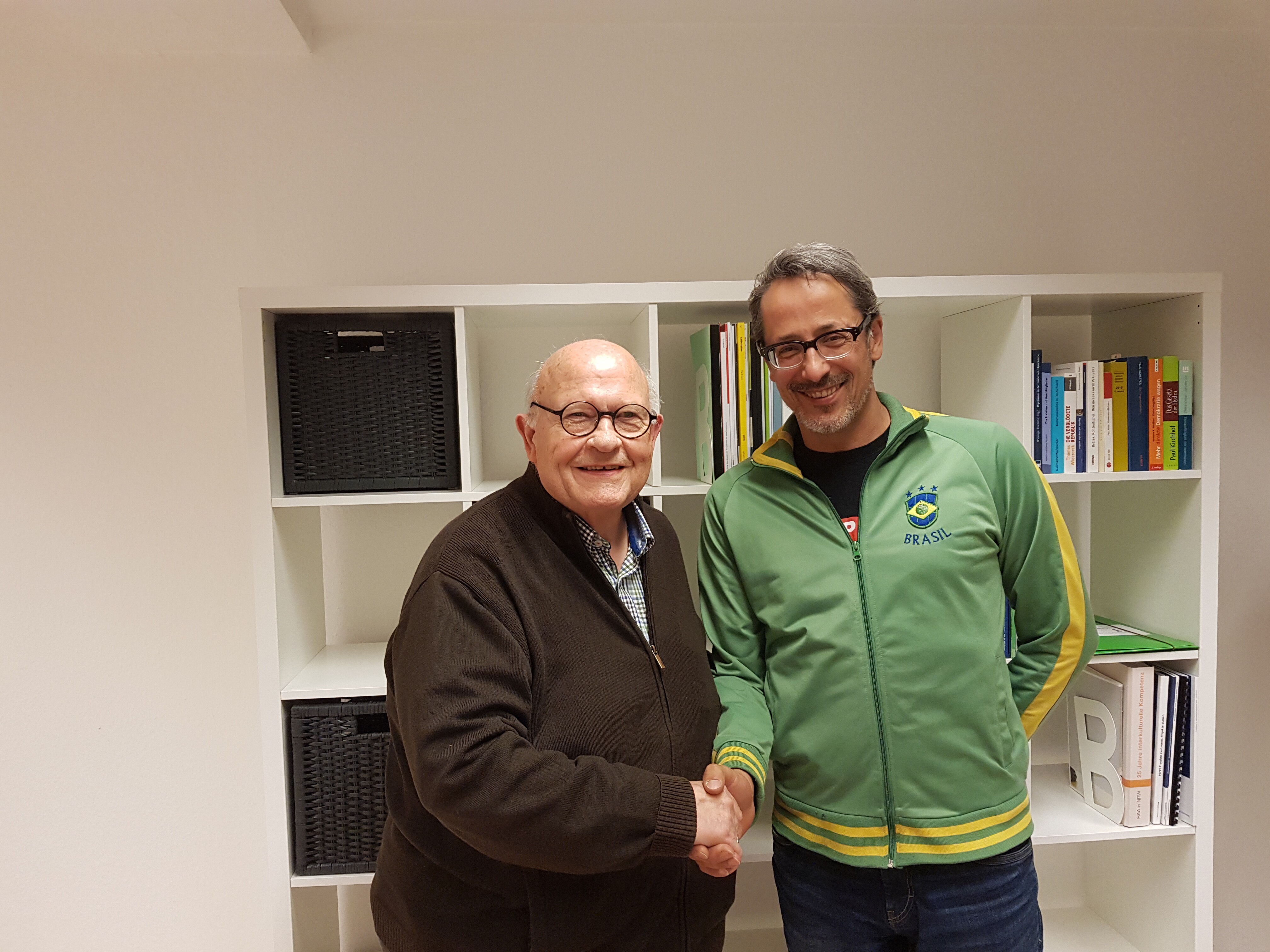 Fraktion ESSENER BÜRGER BÜNDNIS -Freie Wähler (EBB/Piraten) in der BV III Essen West
lks. Bernd Schlieper, re. Patrik Palamidas