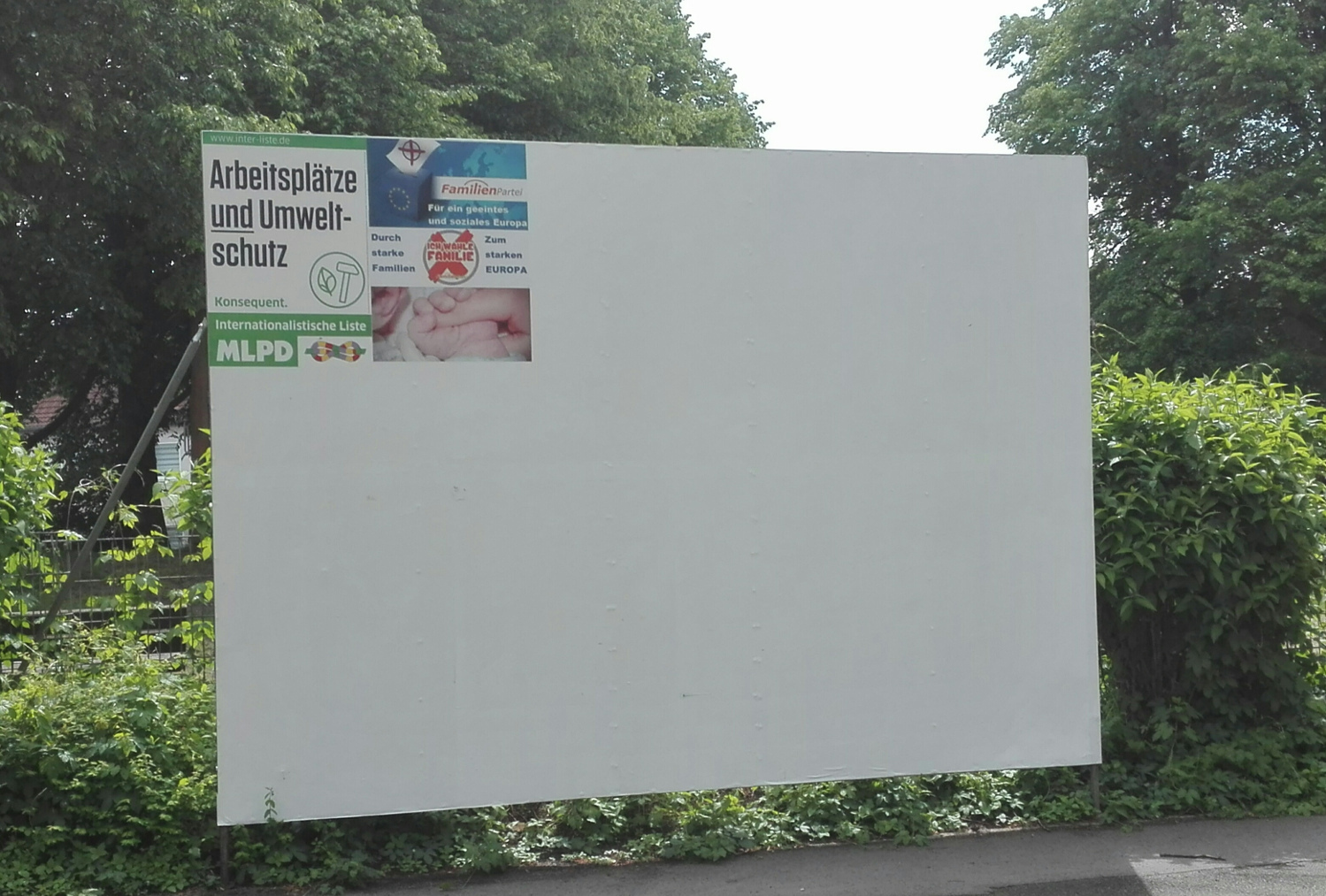 Die Gladbecker wundern sich über eine Plakatarmut im Europawahlkampf (gesehen in der Antoniusstraße in Brauck)