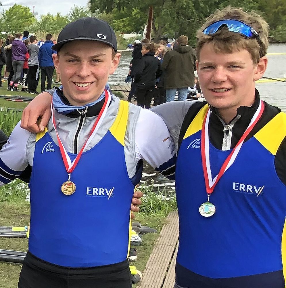 Paul Martin und Ben Klein konnten mehr als deutlich den Achter bei den 15- und 16-Jährigen gewinnen. Auch im Vierer ohne Steuermann waren sie an beiden Tagen nicht zu schlagen.