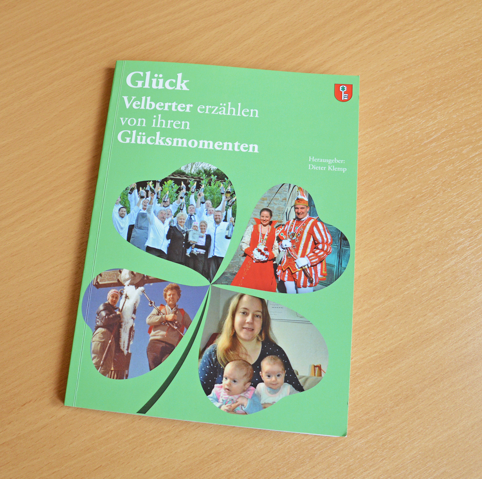 Dieter Klemps neues Buch "Glück - Velberter erzählen von ihren Glücksmomenten" ist ab sofort erhältlich.