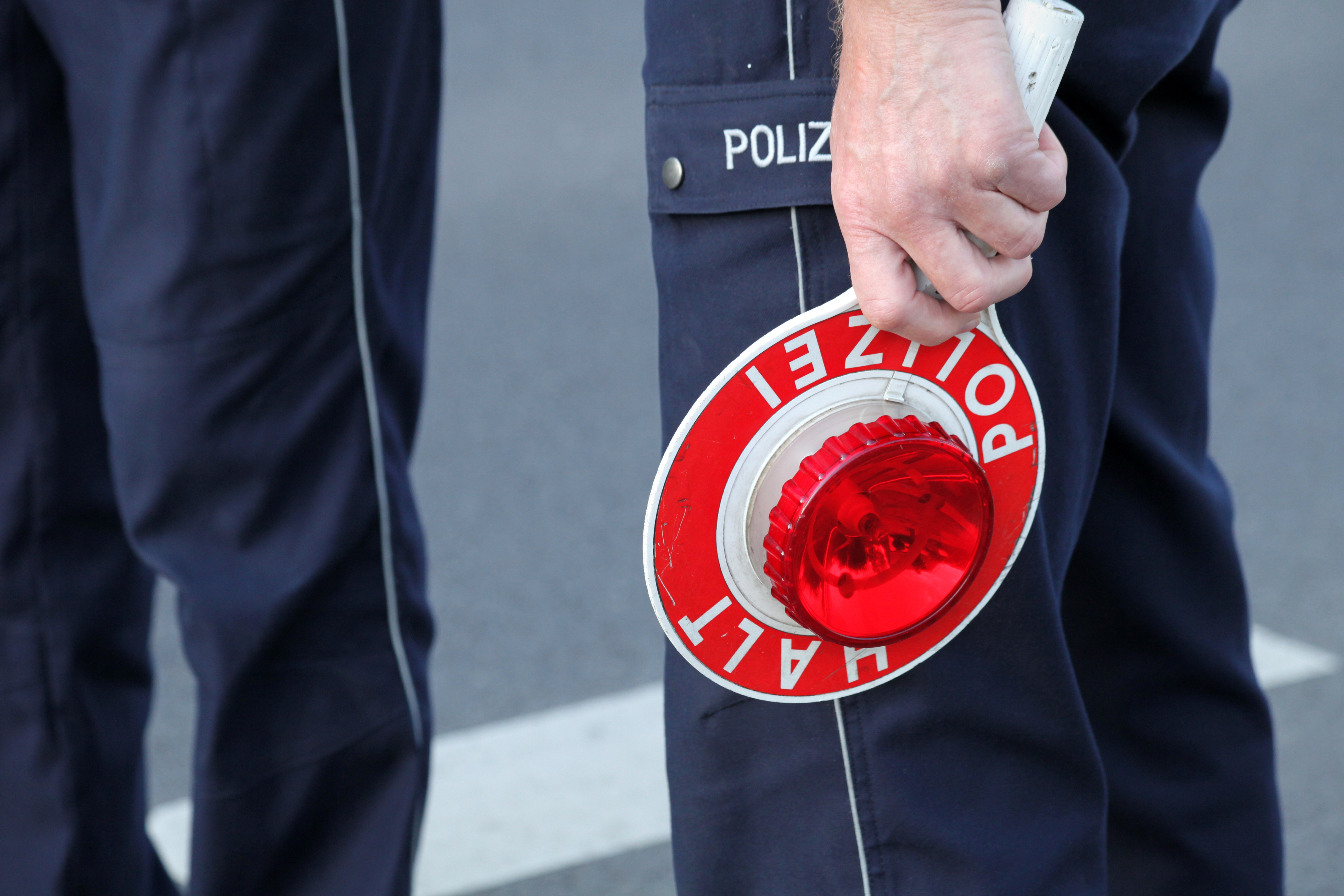 Die Polizei berichtet von einem schweren Unfall in Alstedde.