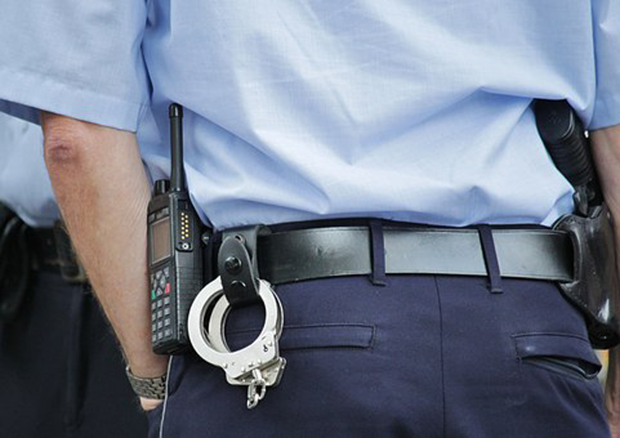 Die Polizei bittet um Mithilfe zur Ergreifung der Täter.