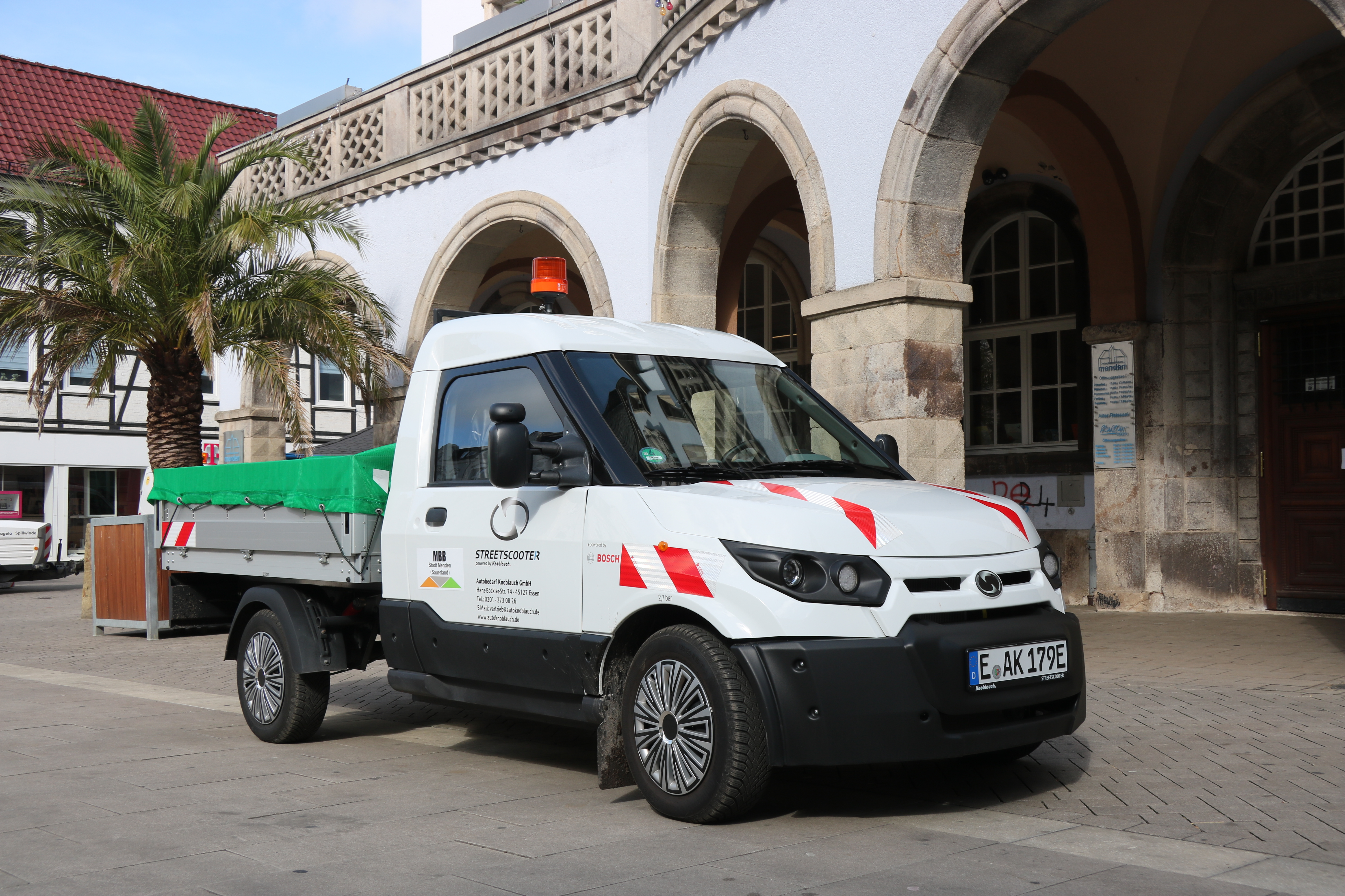 Der Mendener Baubetriebshof testet diesen StreetScooter. Foto: Stadt Menden