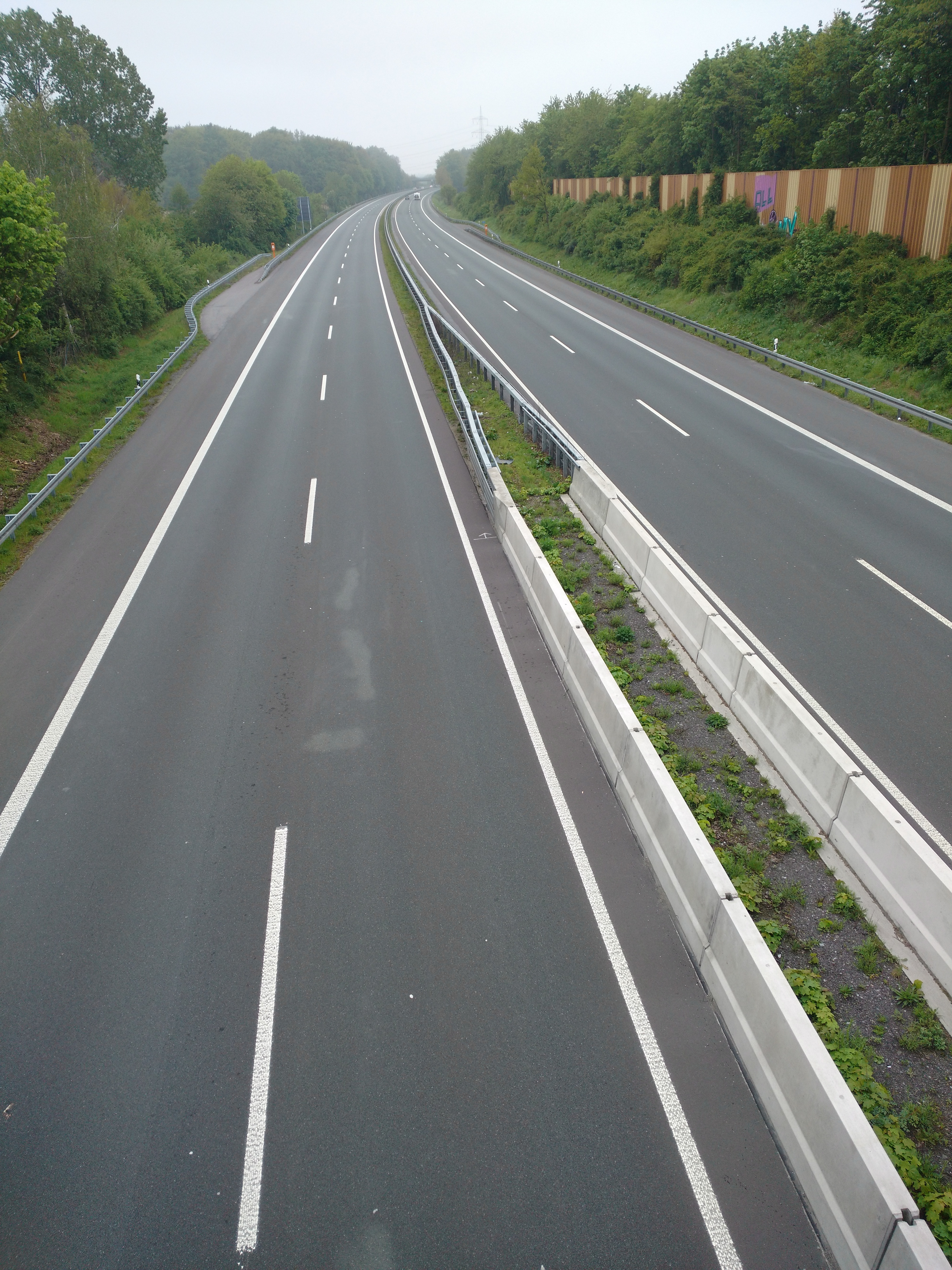 Seit Montag (6.5.) wird durch die Autobahnniederlassung Hamm die Verkehrsführung zwischen Lembeck und Dorsten zurückgebaut.