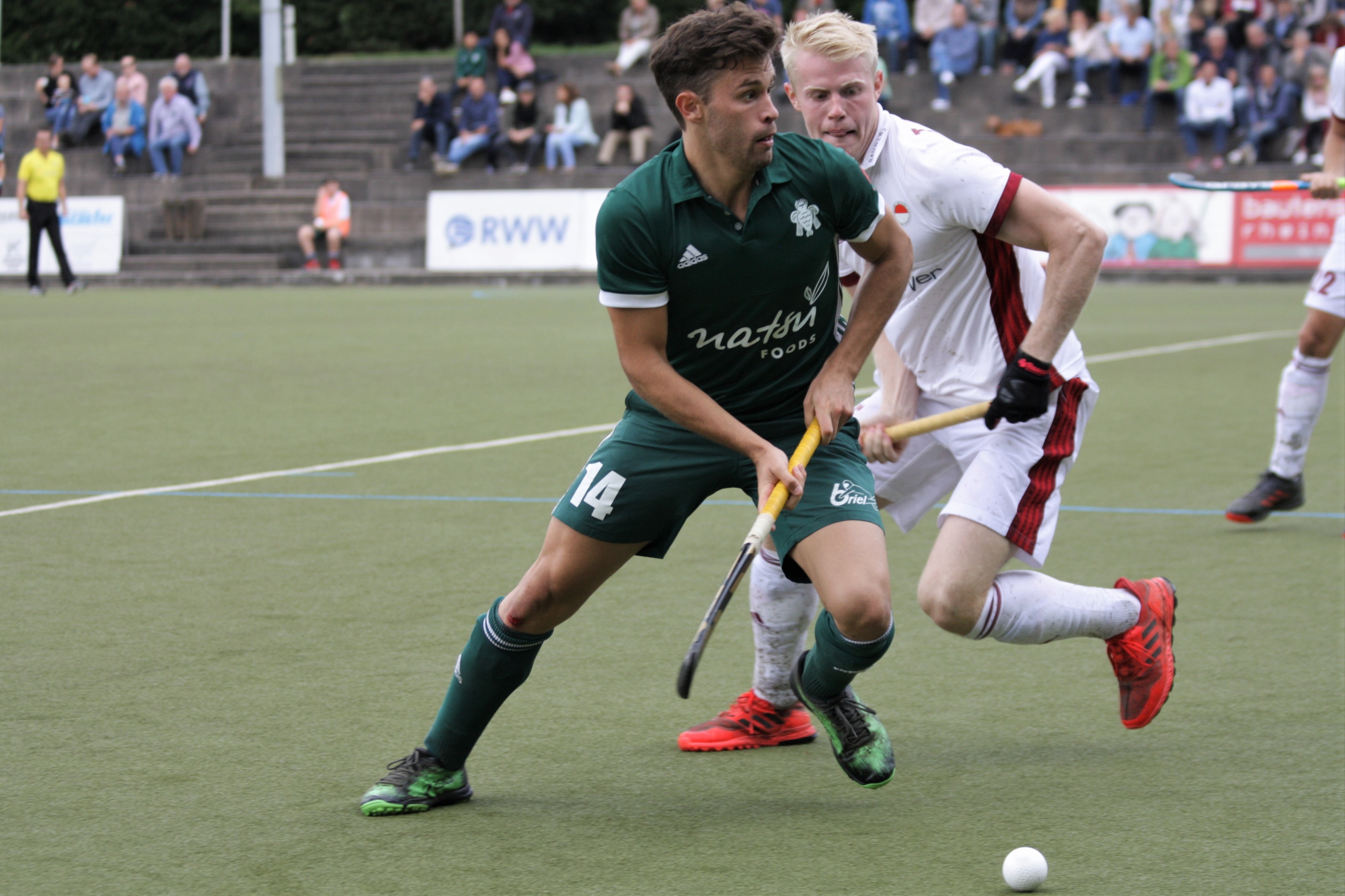 Timm Herzbruch ist der Toptorjäger der Hockey-Bundesliga. Er erzielte 29 Tore in dieser Saison.