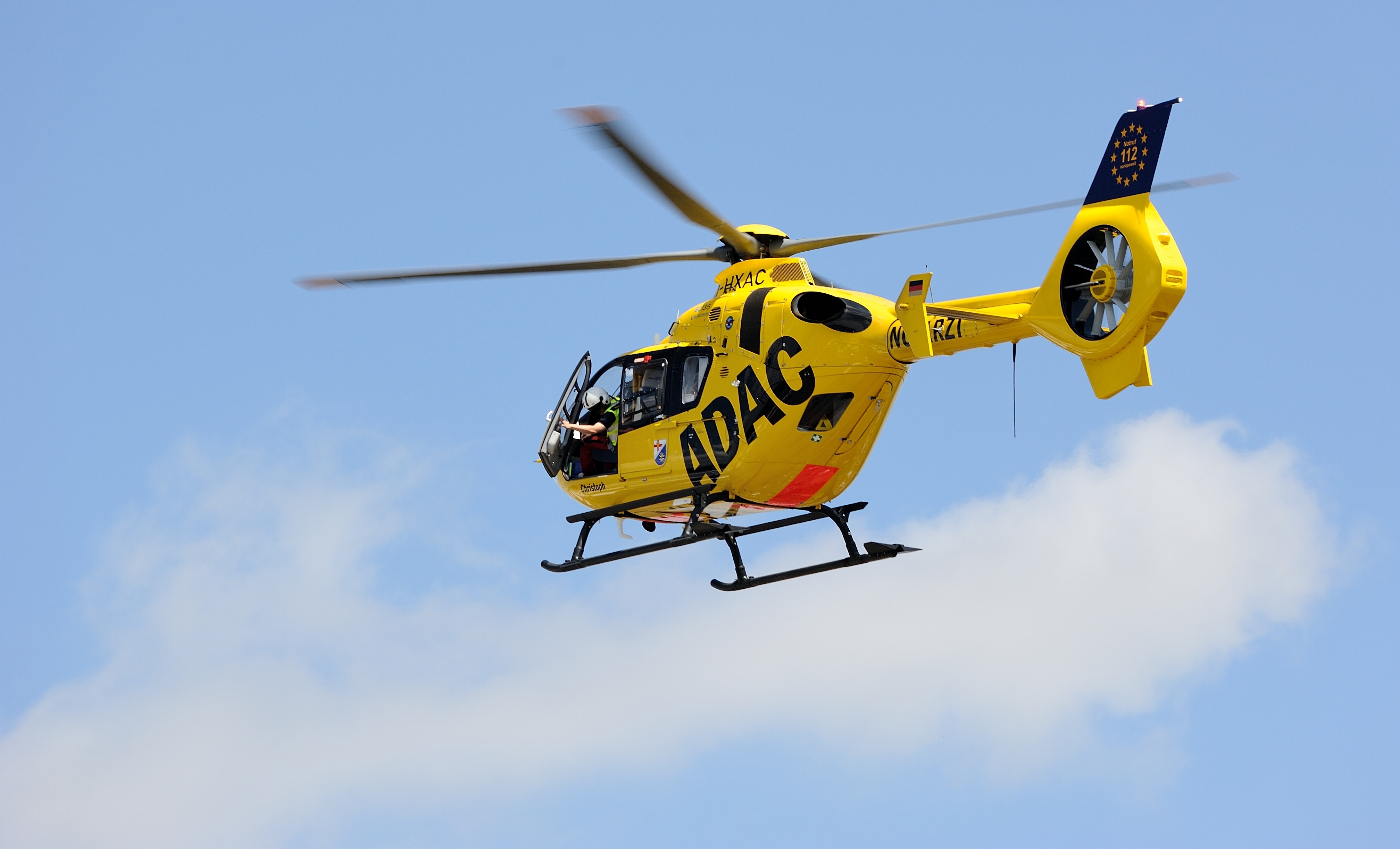 Der schwer verletzte Mann musste mit einem Rettungshubschrauber ins Krankenhaus geflogen werden. Foto: Andreas Nickel