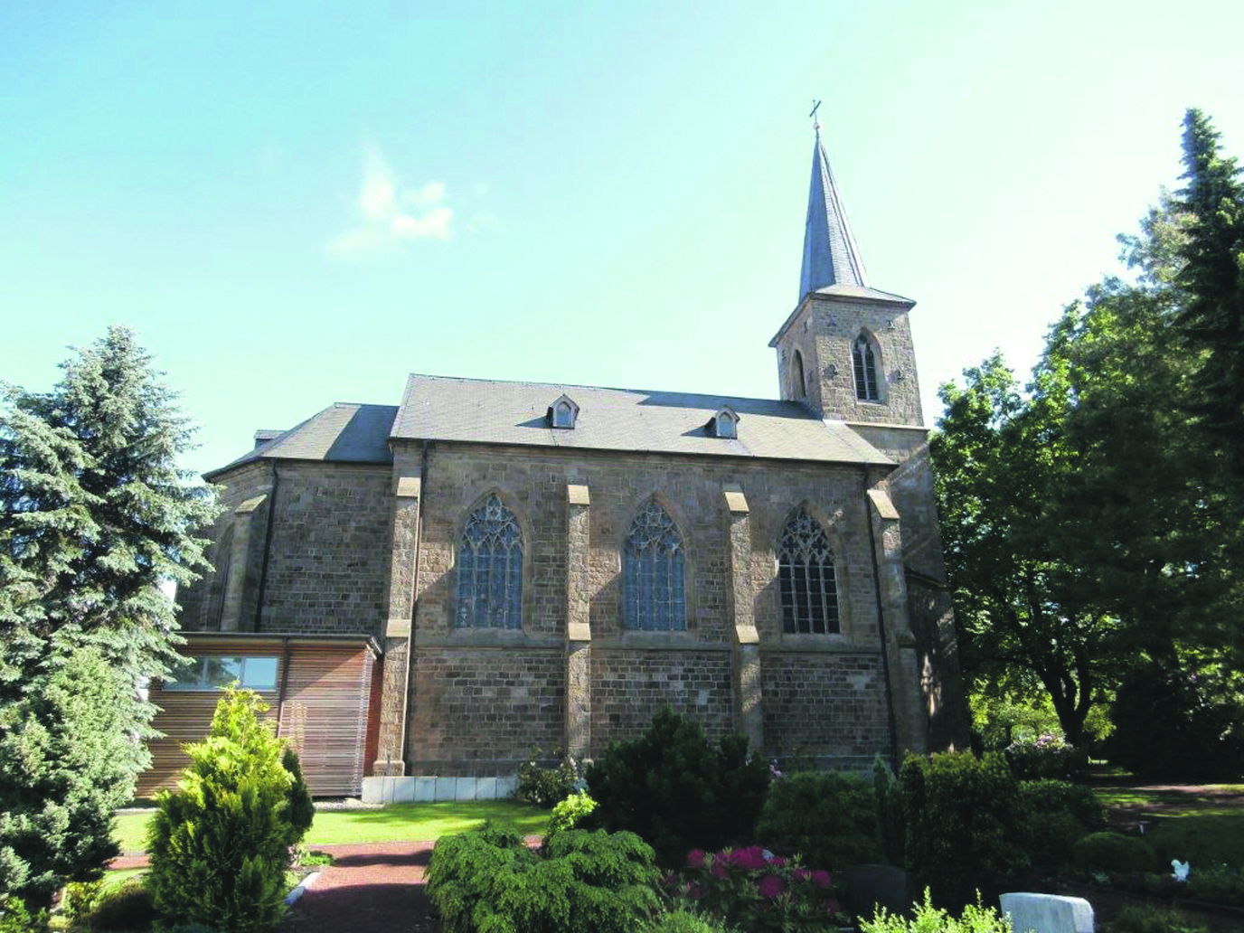 einen ökumenischen Open-Air-Gottesdienst gibt es auf der Bühne vor der Ev. Kirche am Justinenweg. Foto: Archiv