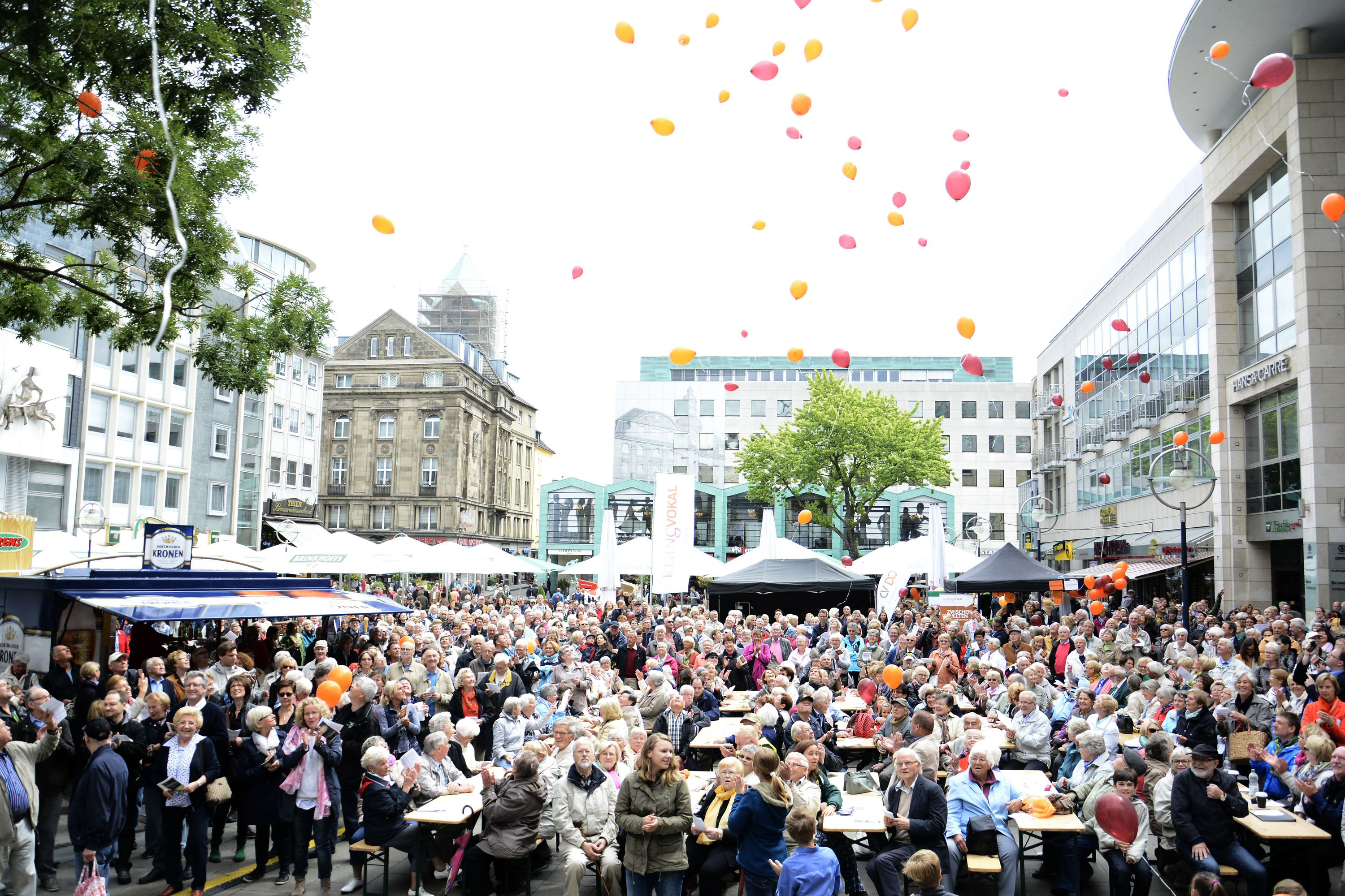 Zum Finale unterhalten am 15. Juni beim Fest der Chöre rund 160 Sangesgemeinschaften.