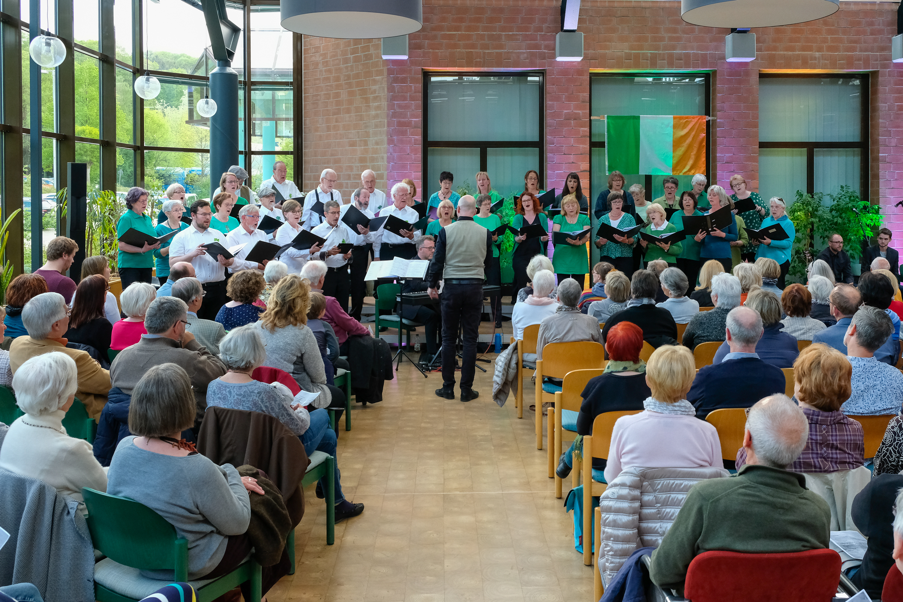 Viele begeisterte Besucher wünschten sich nach dem gelungenen Konzert ein Revival. Foto: Singkreis Kupferdreh
