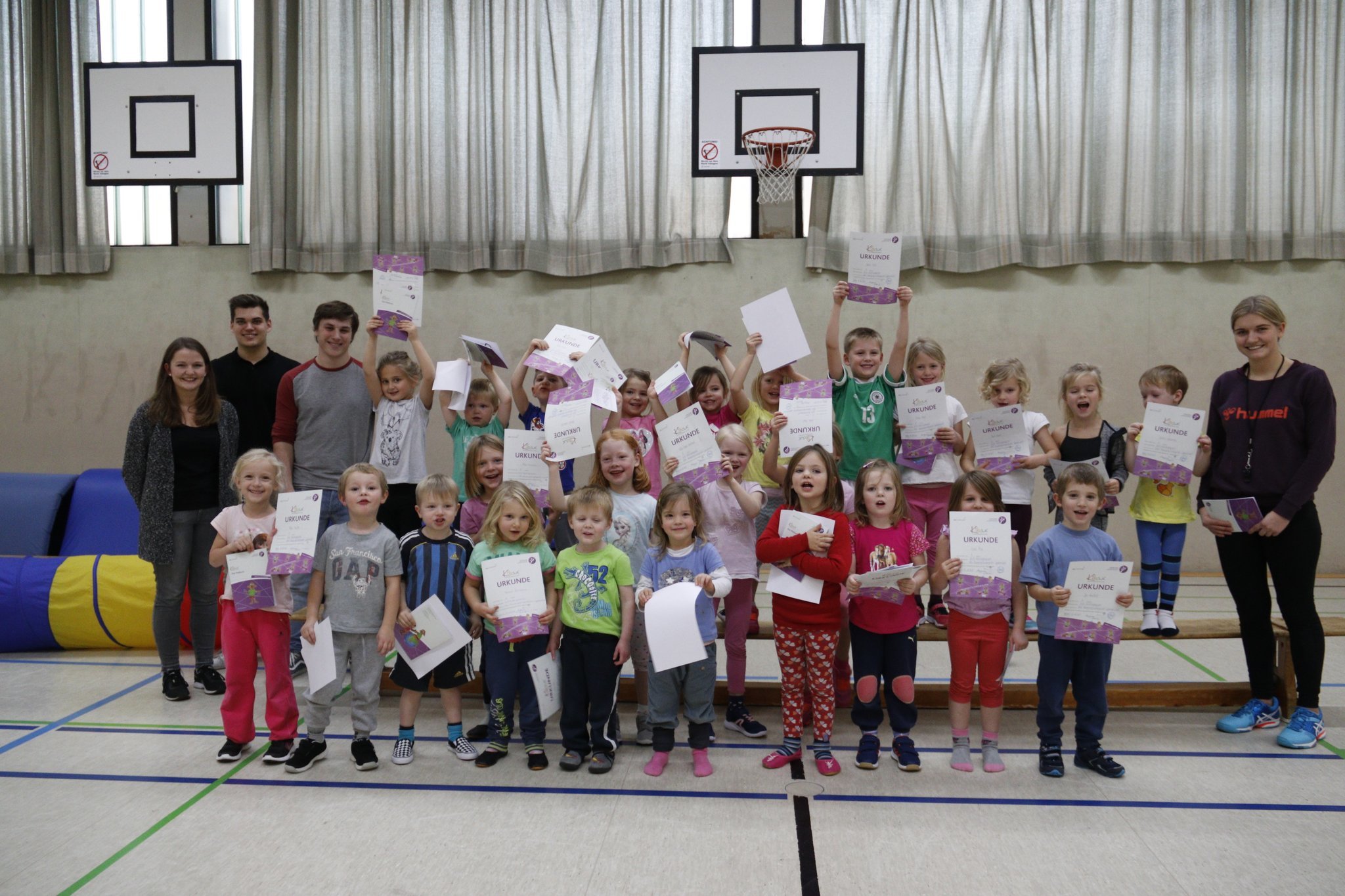 Mit dem Kinderbewegungsabzeichen „Kibaz“ sollen mehr Kinder motiviert werden, Sport zu treiben. Foto: Archiv