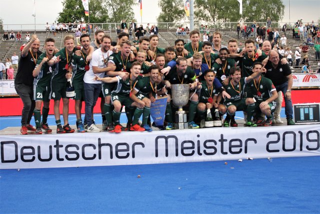 Neuer und alter Deutscher Meister: der HTC UHlenhorst!