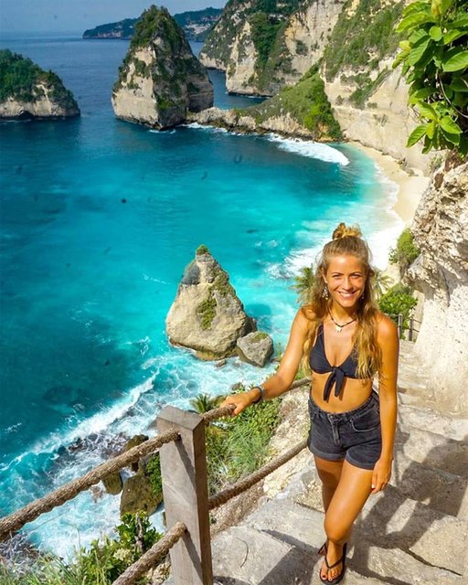 Atemberaubende Landschaften: Diamond Beach auf Bali. ^Foto: Privat