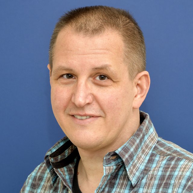 Der 54-jährige examinierte Krankenpfleger Andreas Erdmann aus Oberhausen liebt seinen Beruf trotz aller Missstände.