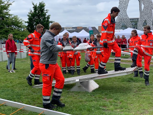 Die Essener Johanniter auf dem Übungsparcours.