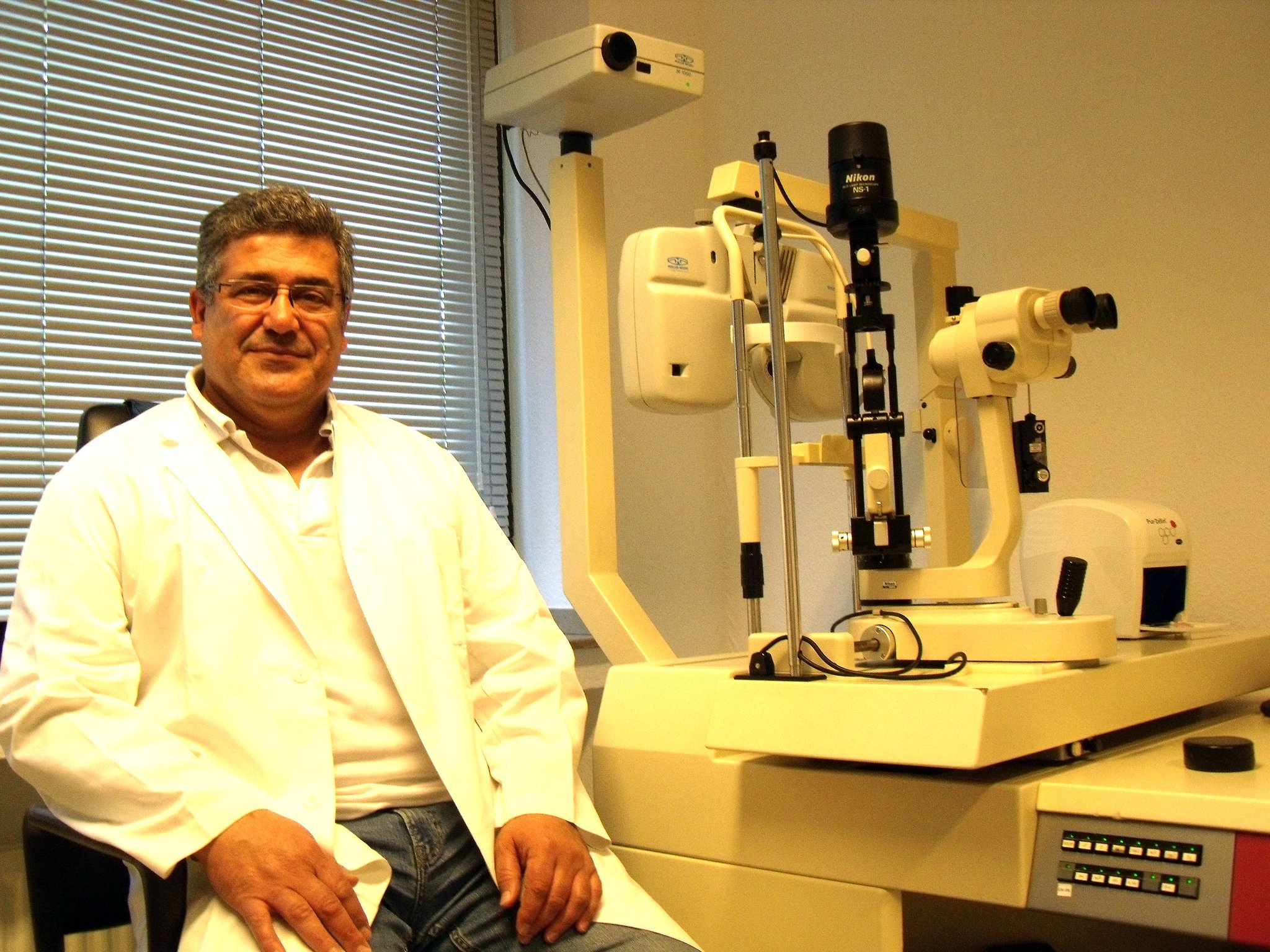 Dr. Med. Lakis Antoniou - Augenarzt