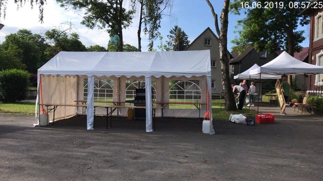 Schon in den Morgenstunden wurde von ehrenamtlichen Helfern alles aufgebaut