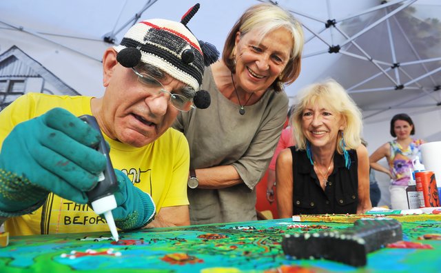 Auch das Team vom H6 war vor Ort und demonstrierte "Kunstschaffen".