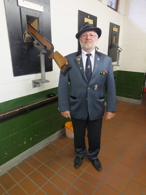 Der neue Regimentskönigs der Saison 2019/20
ist Stefan Ost 57.Jahre Ges.Reserve .