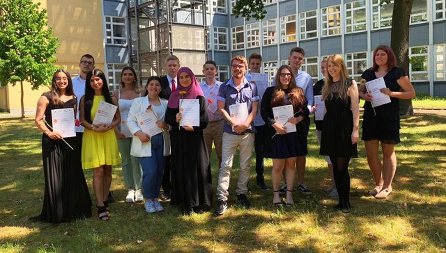 Schulabgänger: Absolventen des Berufskollegs - Castrop-Rauxel