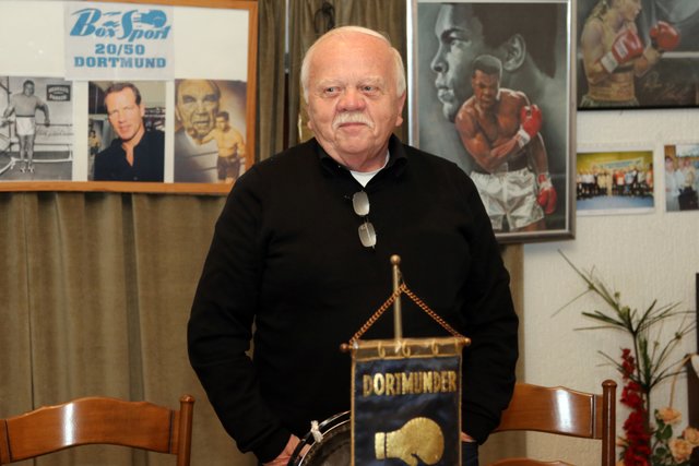 Heinrich Peuckmann als besonderer Gast beim 150.Prominenten-Stammtisch des DBS 20/50.