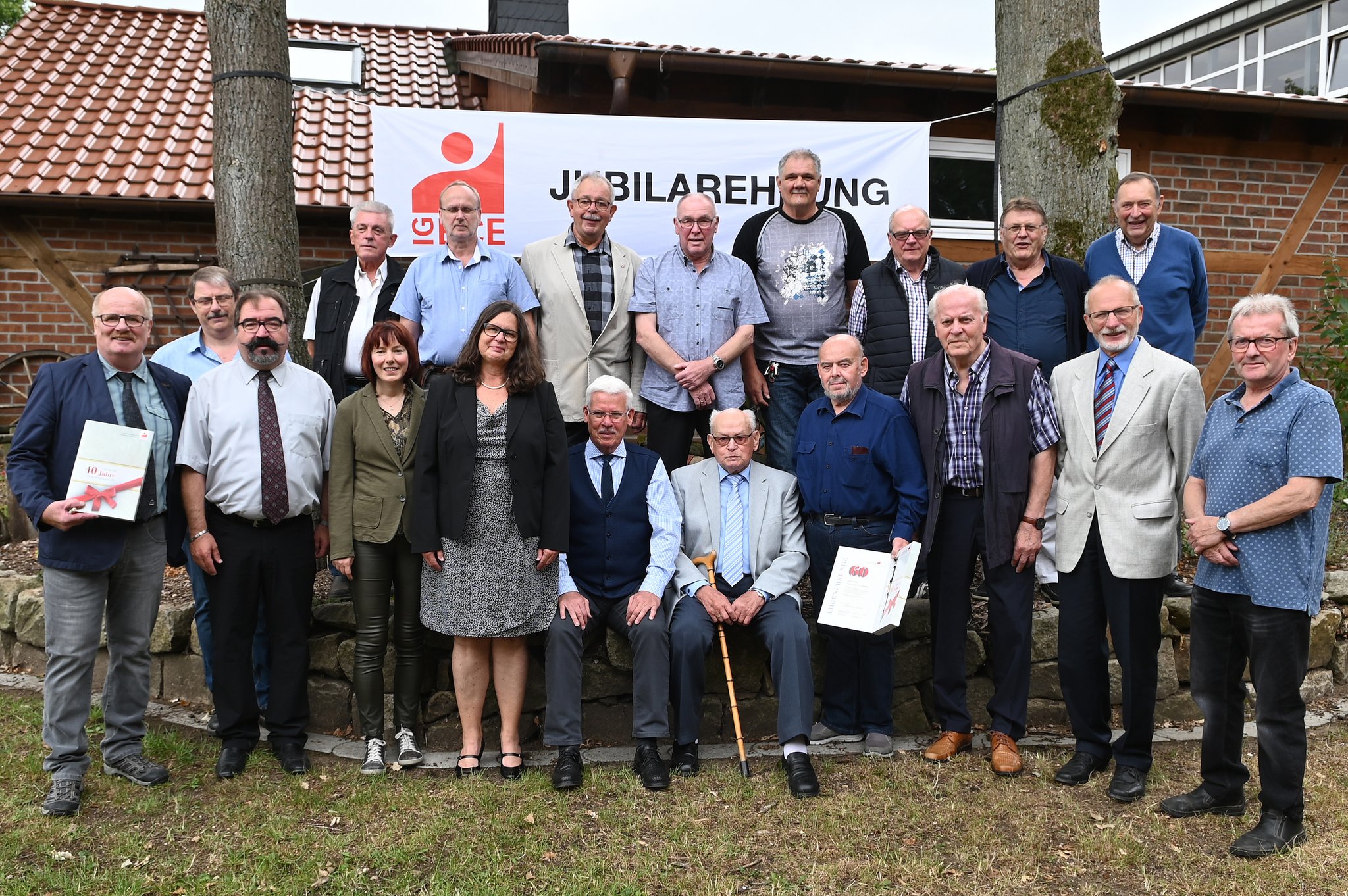 Schöne Feier im Heimathaus: Die IGBCE Ortsgruppe Wulfen ehrte verdiente ...