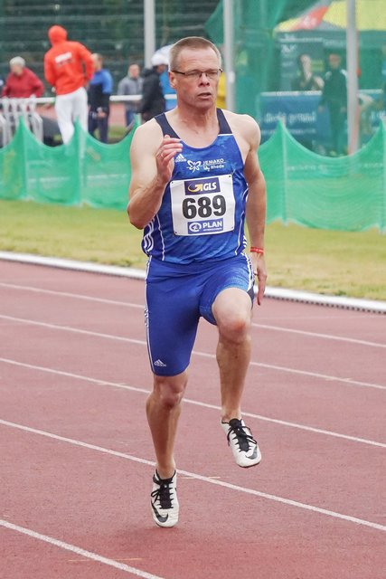 Für Reiner Heweling ging es bei den Deutschen Leichtathletikmeisterschaften der Senioren im thüringischen Leinefelde-Worbis um Medaillen.