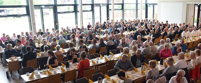 Volles Haus: In Weeze gab es zwar mehrere Veranstaltungen, doch der MGV brauchte sich über Zuspruch nicht beklagen.