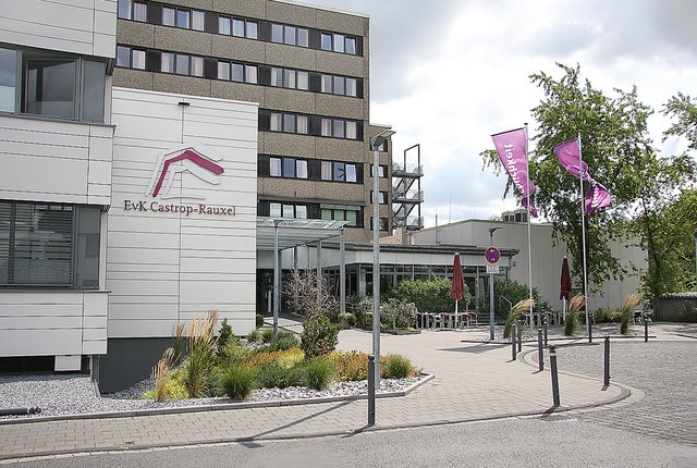 Das Evangelische Krankenhaus hat seinen Sitz an der Grutholzallee.