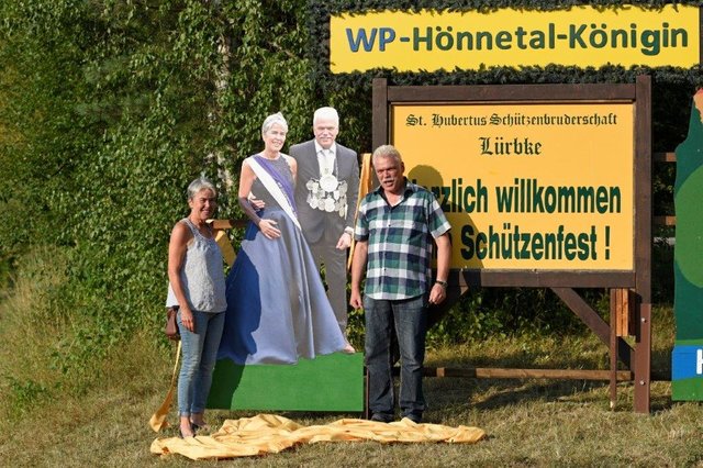 Original und Darstellung. Begeisterung nach der Enthüllung.