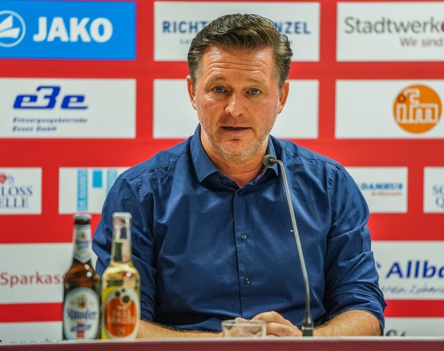 Christian Titz kann sich nach dem Pokalerfolg gegen den Duisburger Landesligisten Genc Osman voll auf die Partie gegen die U21 des 1. FC Köln konzentrieren.